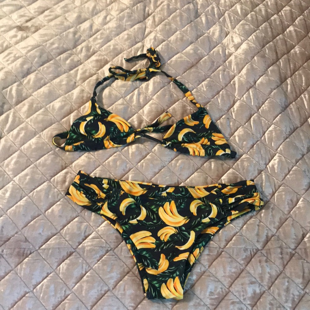 SOLD Show Me Your Mimi Banana Bikini
